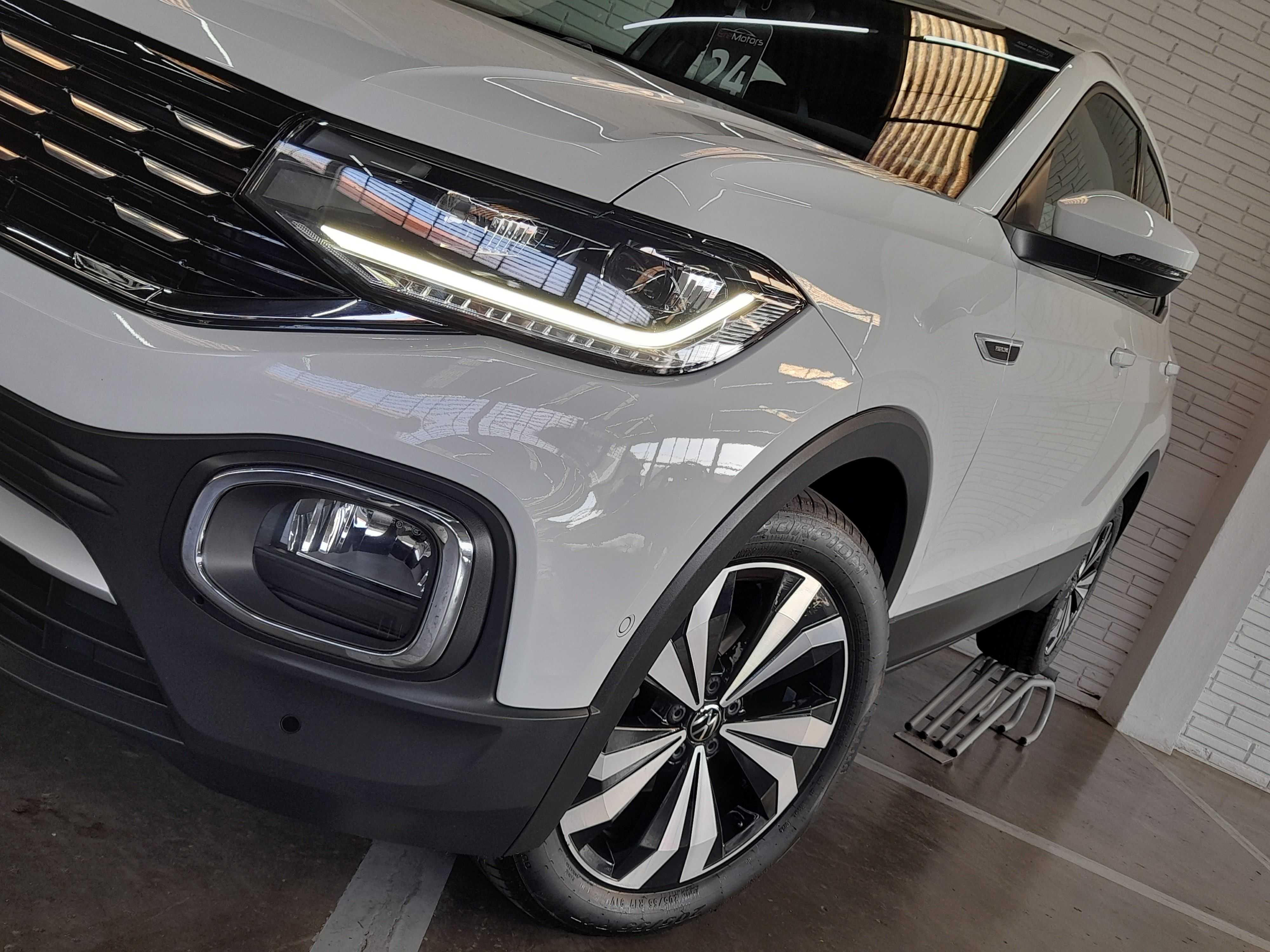 T-CROSS HIGHLINE 250TSI