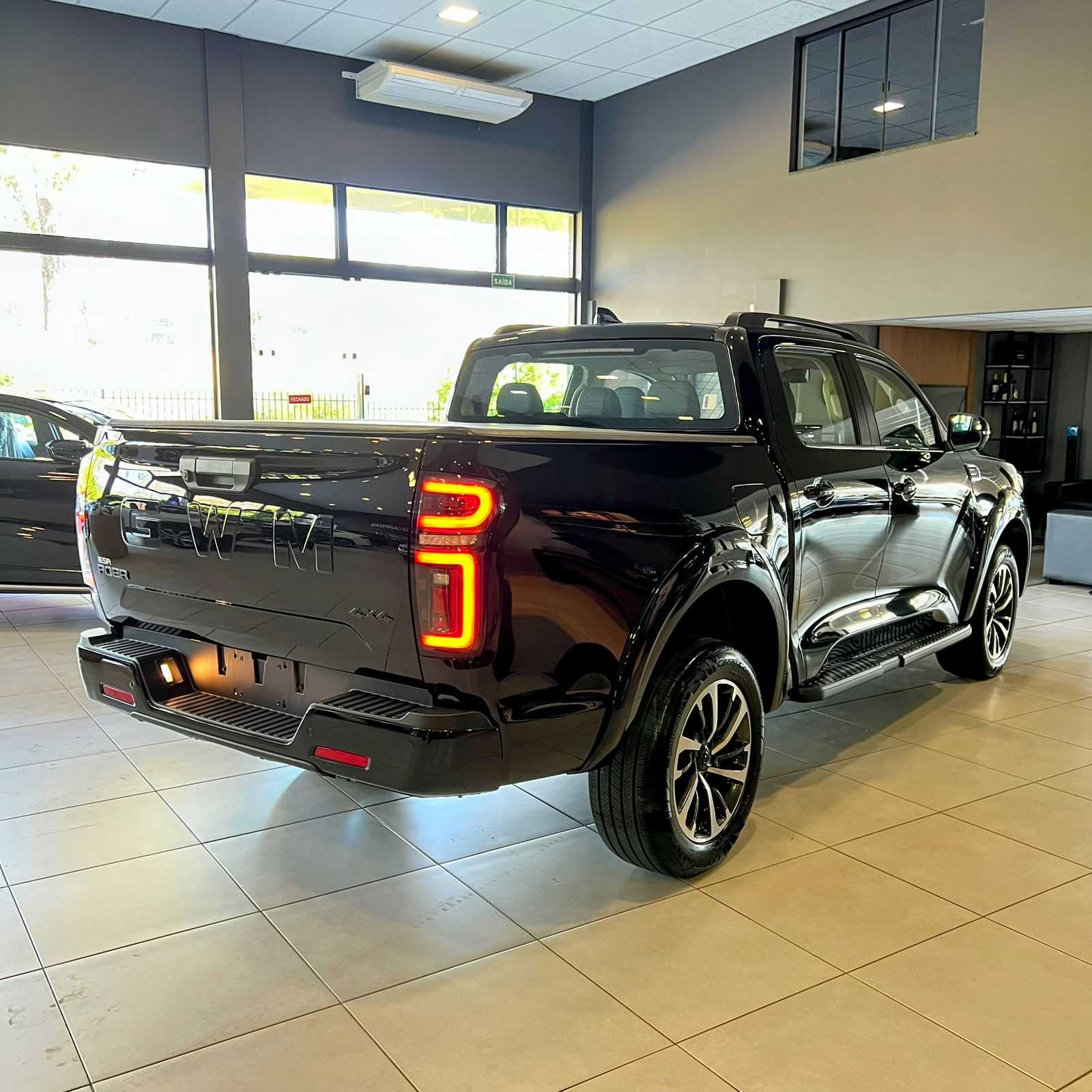 POER P30 EXCLUSIVE 2.4 TDI 4X4