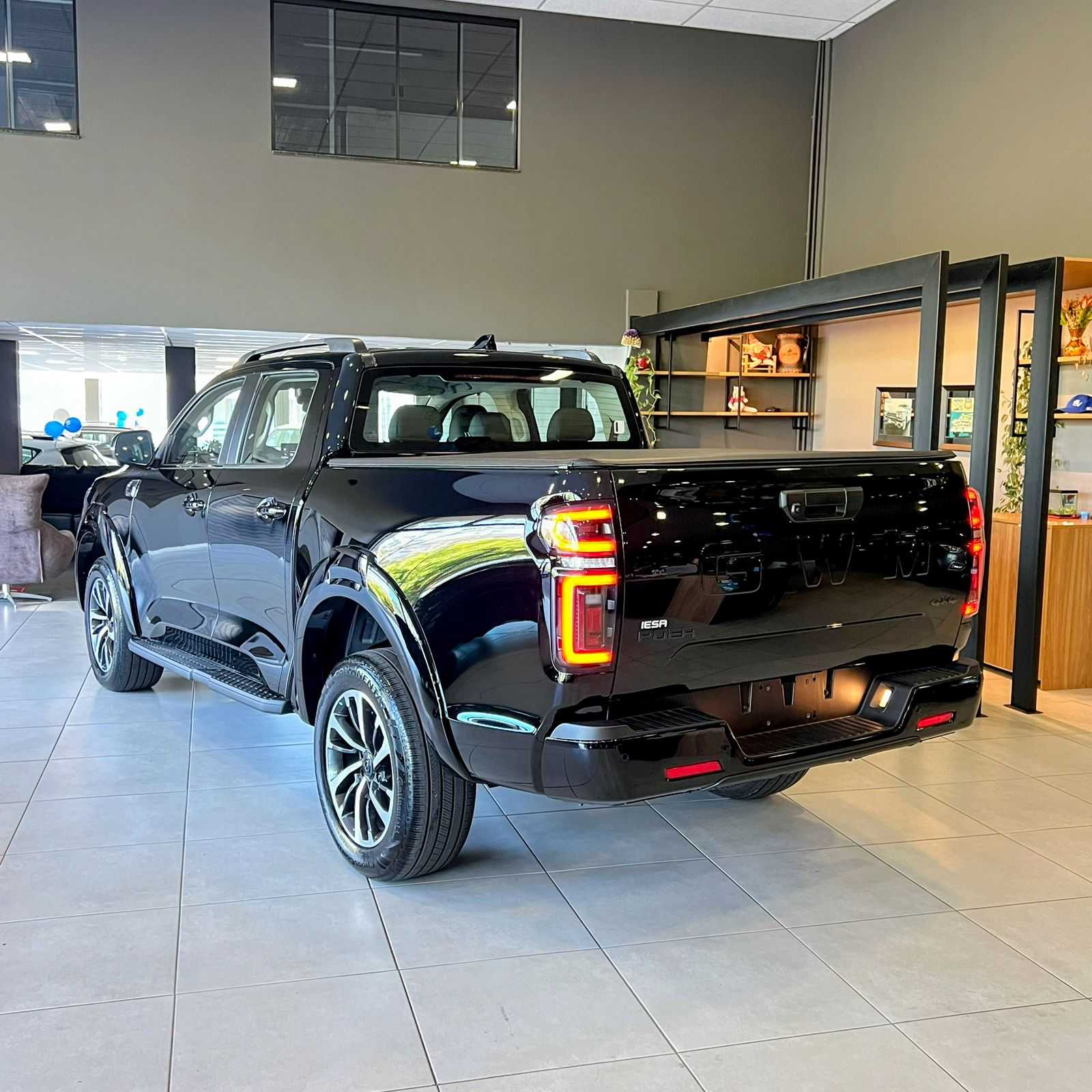 POER P30 EXCLUSIVE 2.4 TDI 4X4