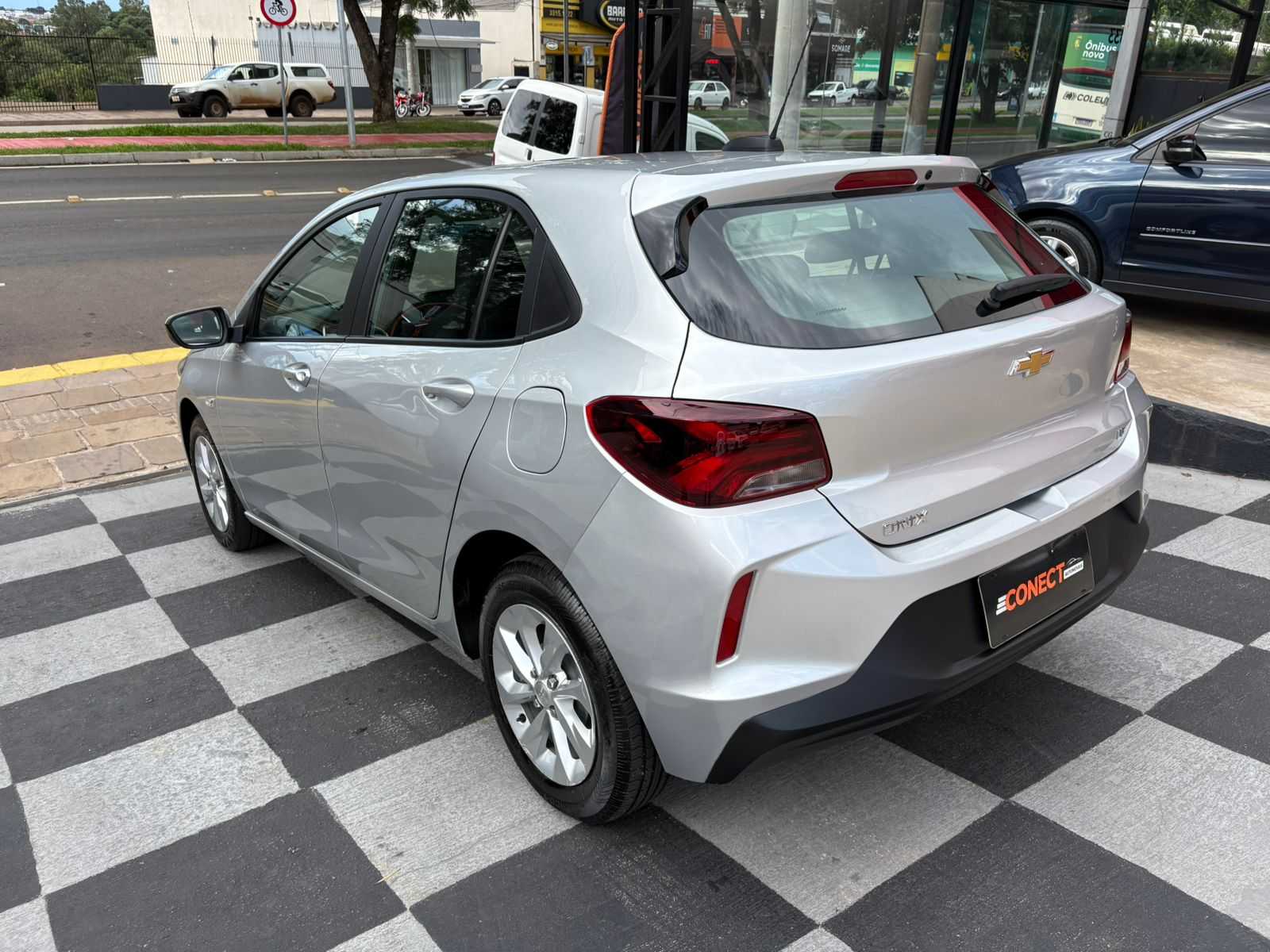 ONIX LT2 1.0 COMPLETO