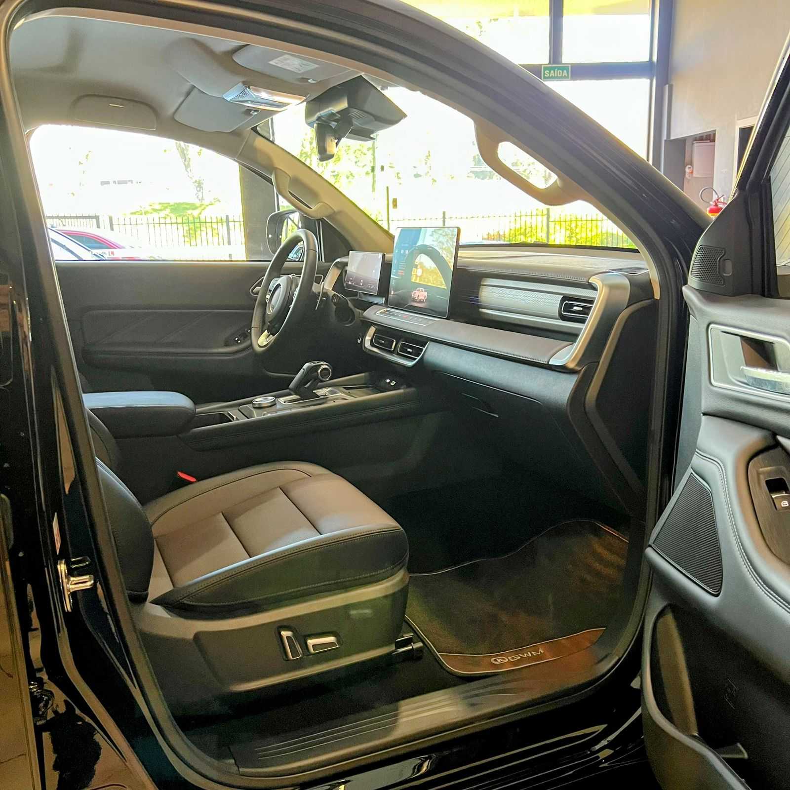 POER P30 EXCLUSIVE 2.4 TDI 4X4