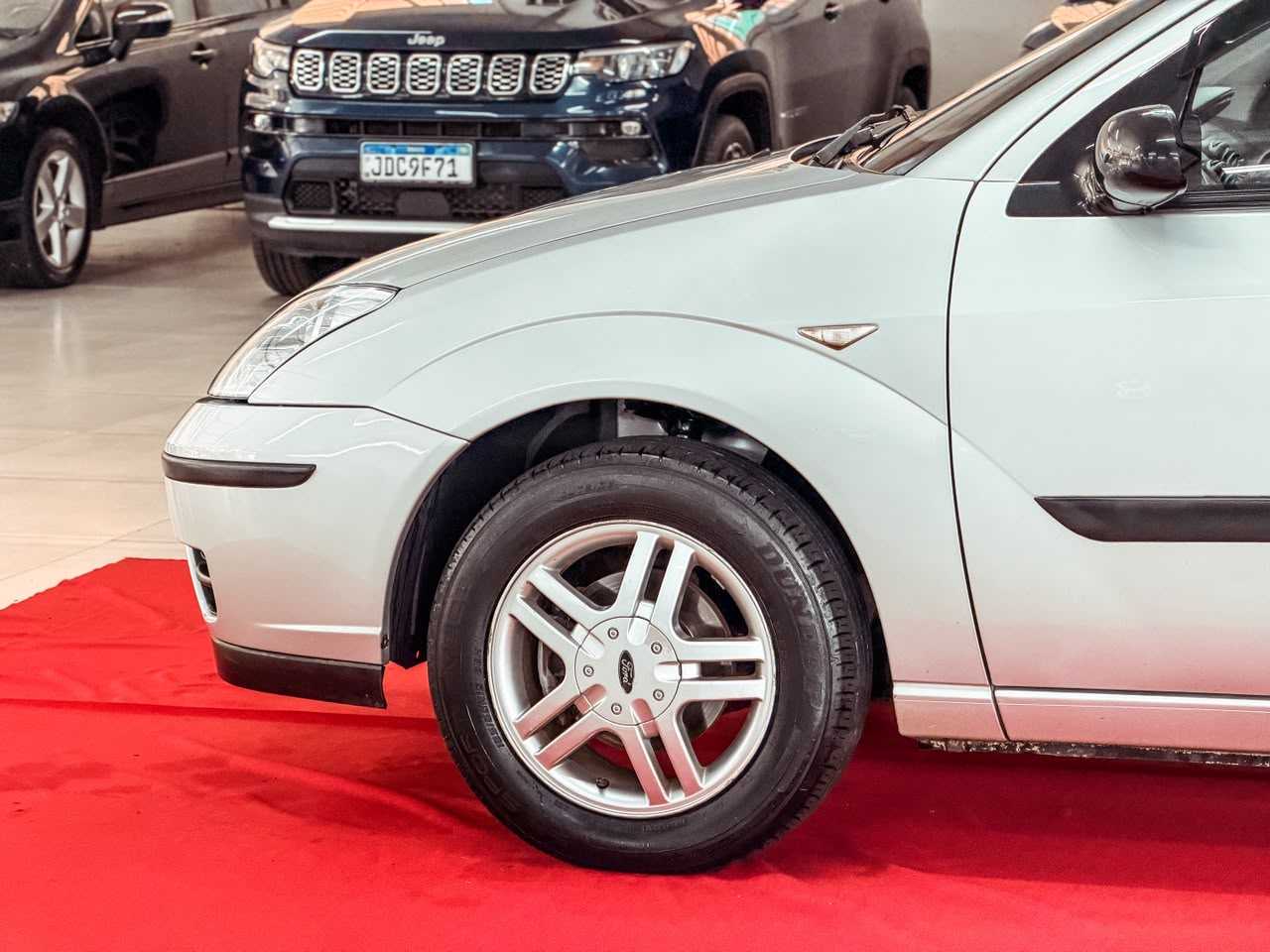 FOCUS 1.6 GLX FLEX 8V MAN. 4P