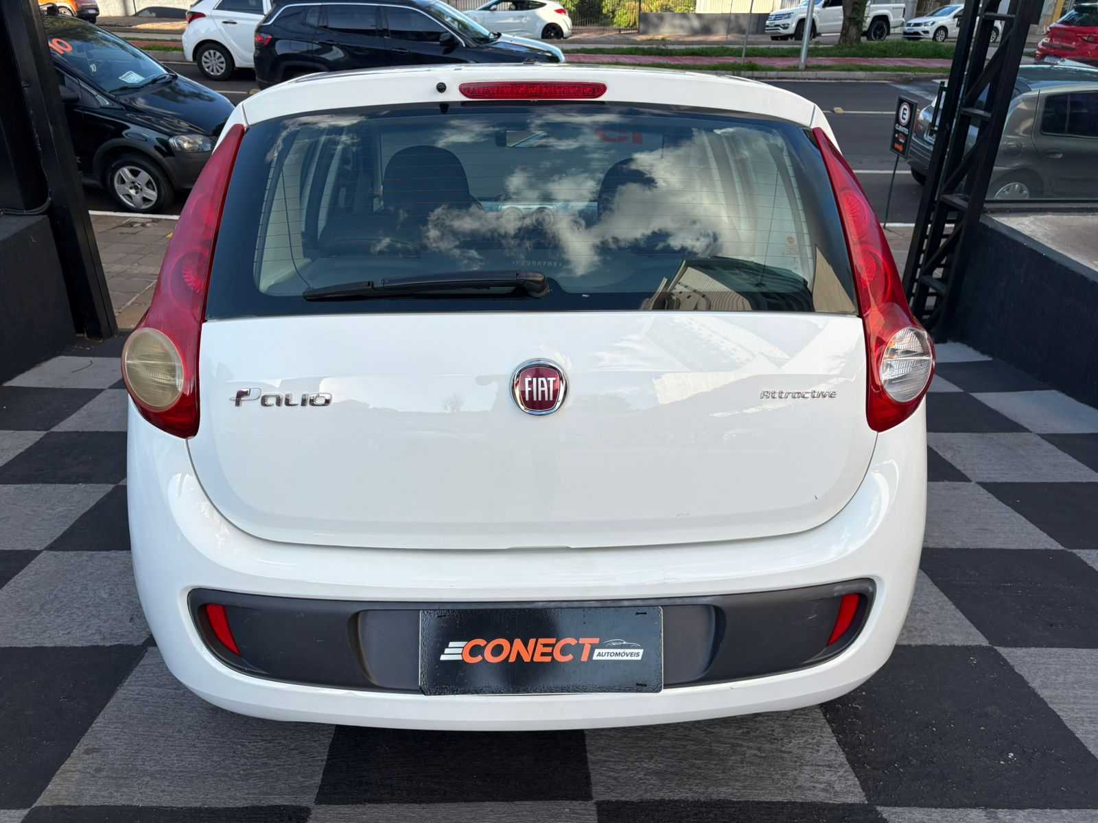 PALIO ATRACTIVE 1.0 COMPLETO