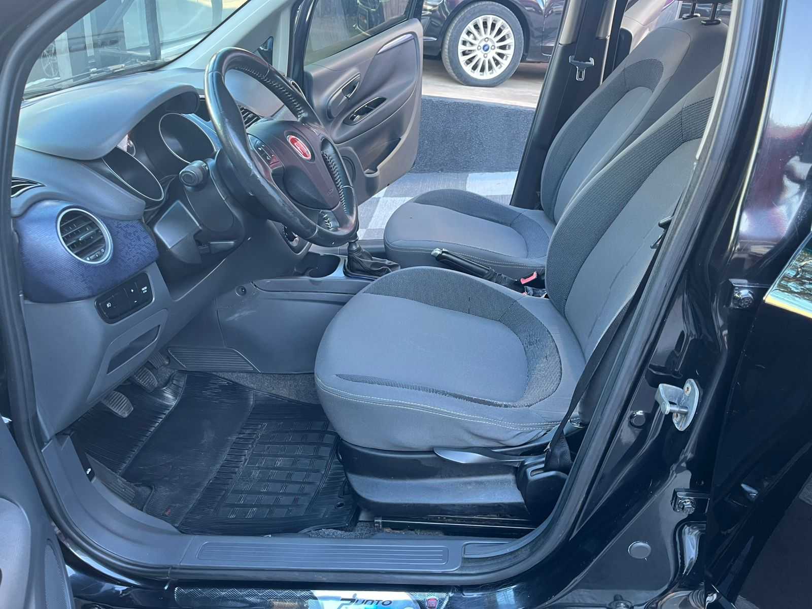 PUNTO 1.4 ATTRACTIVE