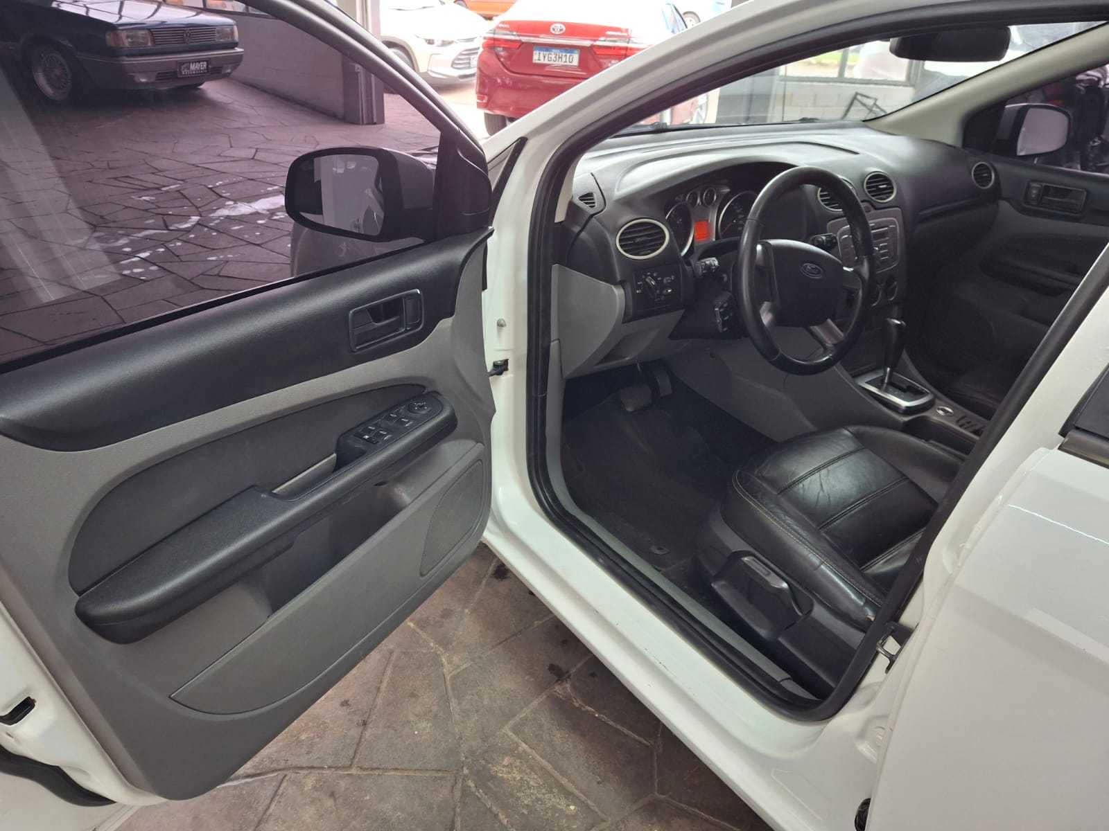 FOCUS SEDAN 2.0 AUT.