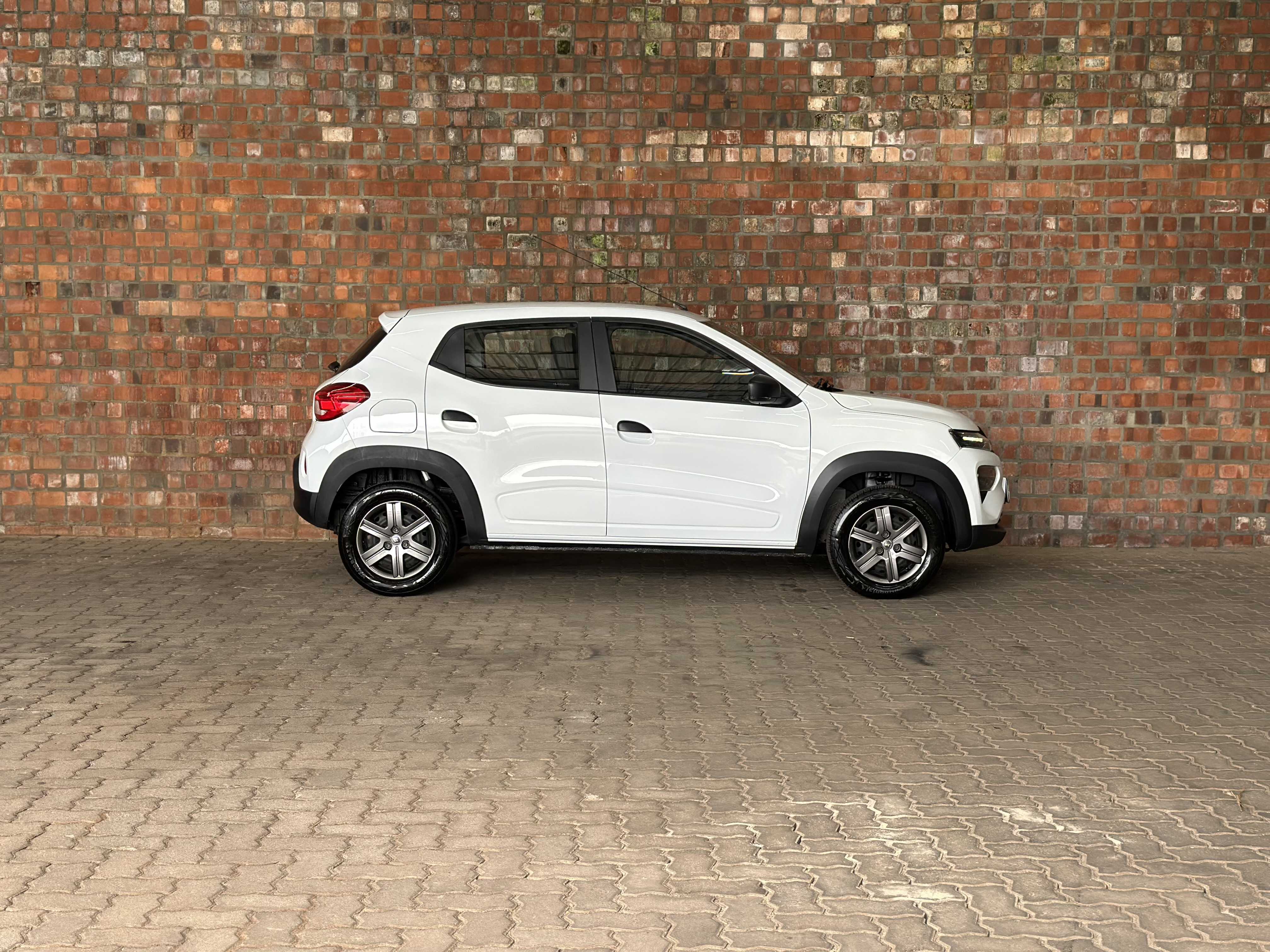 KWID ZEN 1.0 FLEX
