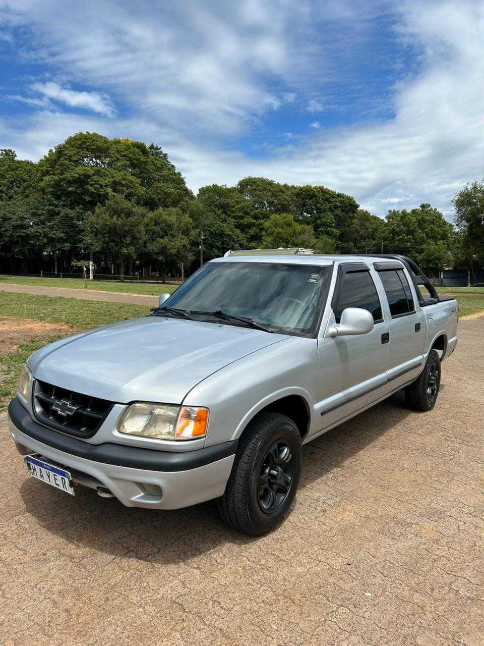 S10 2.8 DE LUXE - 2000