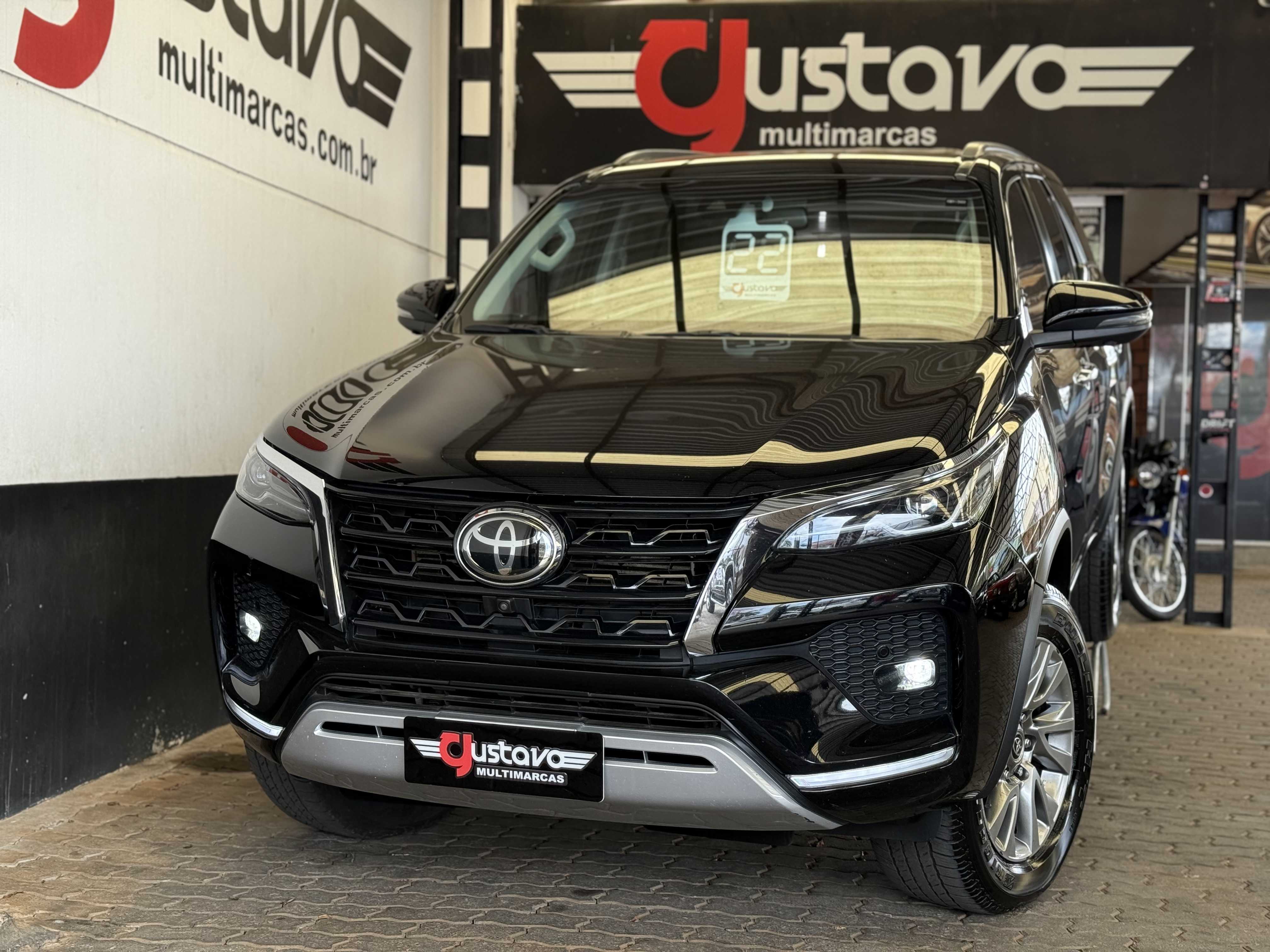 SW4 SRX 7 LUGARES - 2022