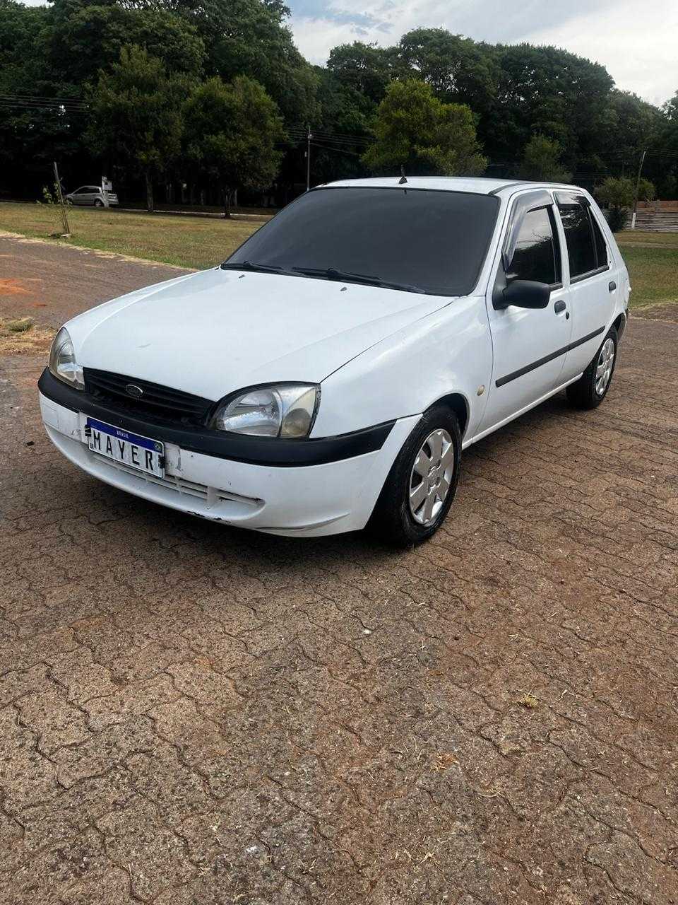 FIESTA STREET - 2002