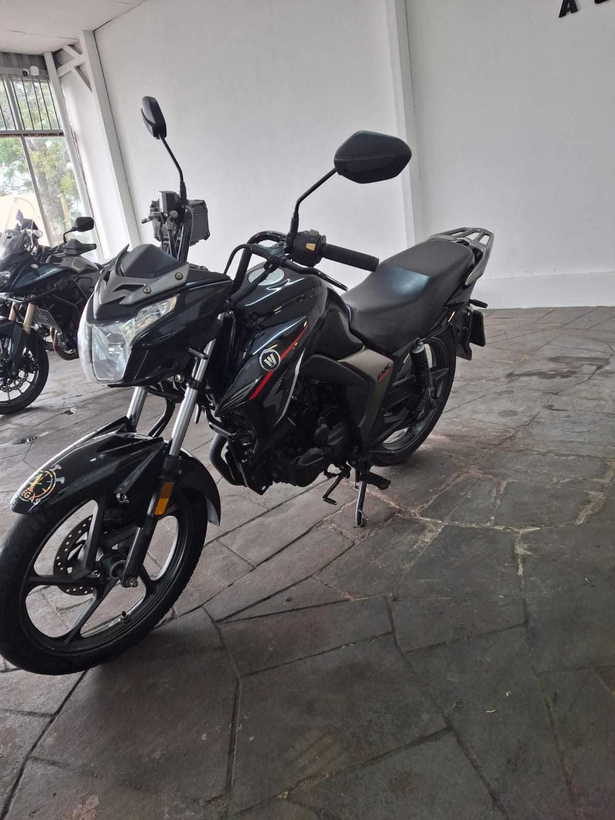 SUZUKI DK 150 - 2021